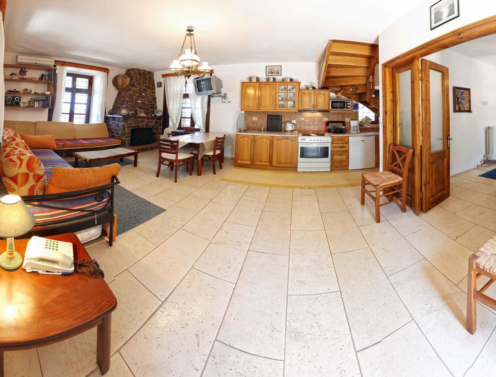 Lela Kaptani Eftalou Olive Grove Митимна Экстерьер фото