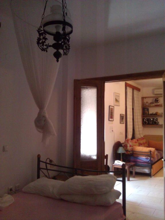 Lela Kaptani Eftalou Olive Grove Митимна Номер фото